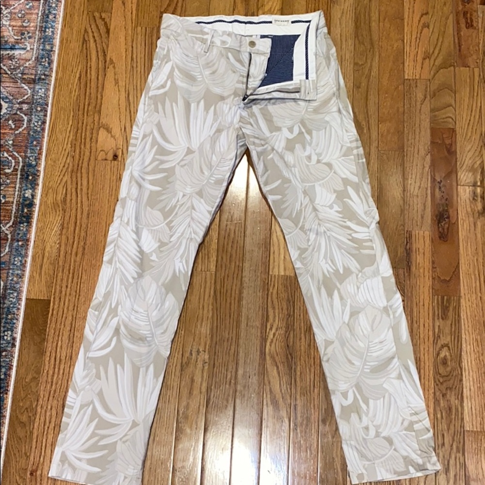 Hawaiian Print Slim Pants